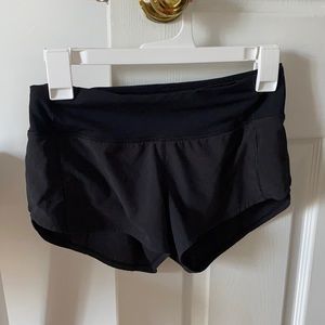 Lululemon shorts size 2